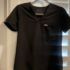 Figs scrub top - black